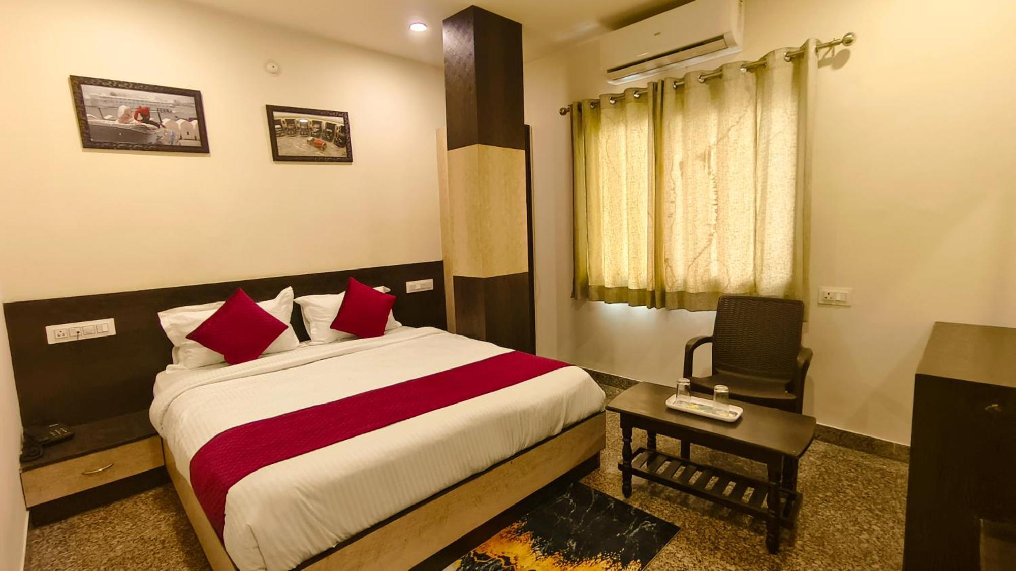 Hotel Rajputana Palace Udaipur Esterno foto